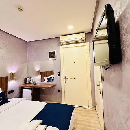 فندق Center Allyon 3*